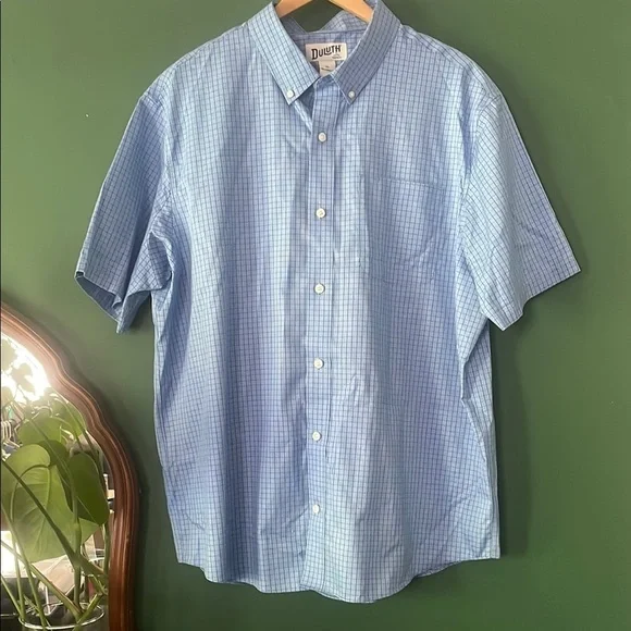 Duluth Trading Co Men's XL Blue & White Plaid Relaxed Fit Button Down Shirt - Picture 1 of 7